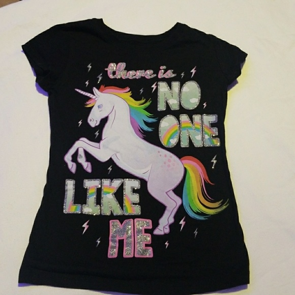 Absolutely adorable little girls unicorn shirt - Picture 1 of 2